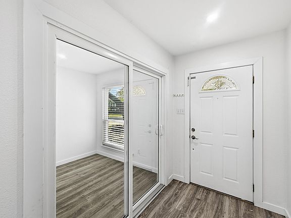 4th image of 5812 Kayview Dr