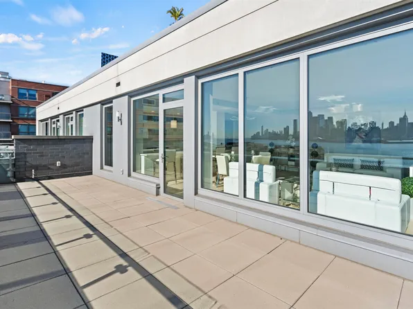 9 Avenue At Port Imperial image 14 of 34