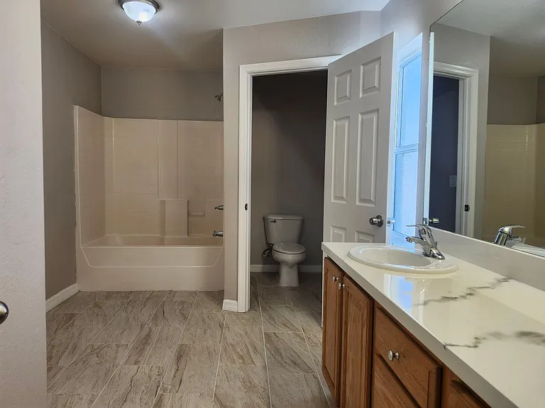 1713 SW 13th St — Photo 21