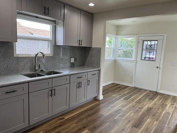 5th image of 6326 Gallant St