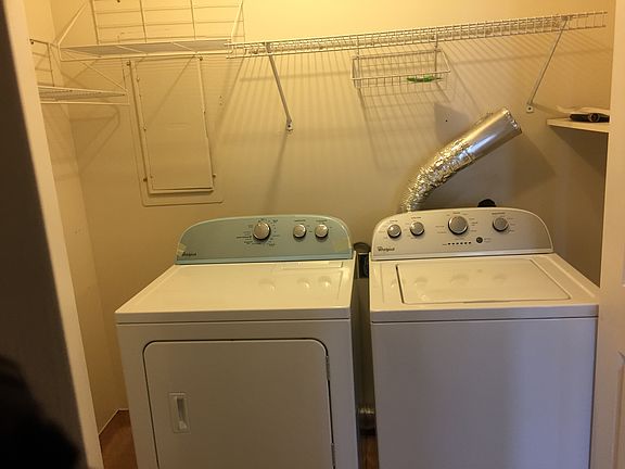1 Year Old Washer/Dryer