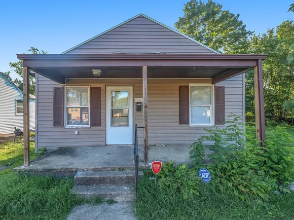 1742 Huey St, South Bend, IN 46628
