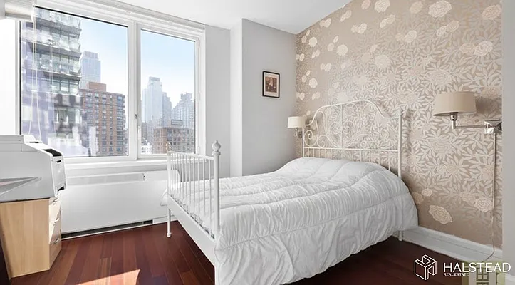 Sold by Halstead Real Estate | media 4