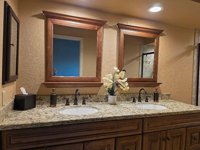10015 E Mountain View Rd #1002 — Photo 21