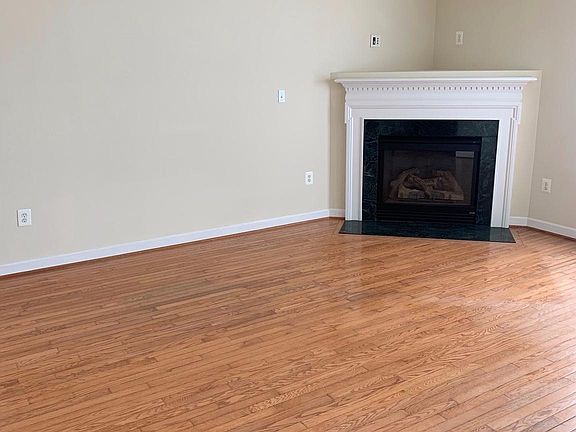 3rd image of 8831 Blue Royale Ln