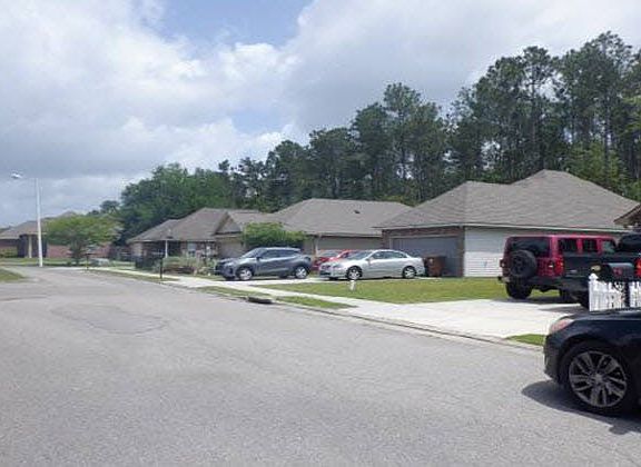 3rd image of 11492 Caroline Ct
