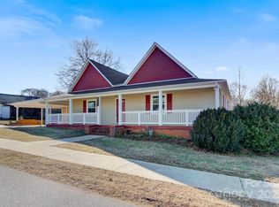 30 Forest Ave, Granite Falls, NC 28630