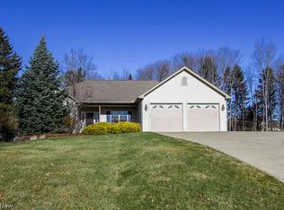 21674 Westwood Dr, Strongsville, OH 44149