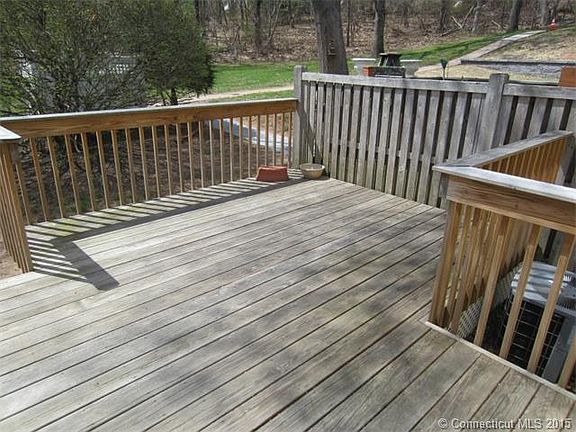 5th image of 5 Boxwood Ln #5