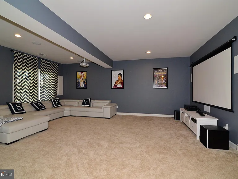 21253 Park Grove Ter — Photo 28