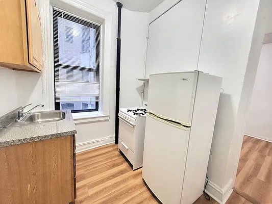 Rented by Douglas Elliman | media 1