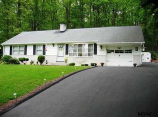 1264 Glatco Lodge Rd, Hanover, PA 17331