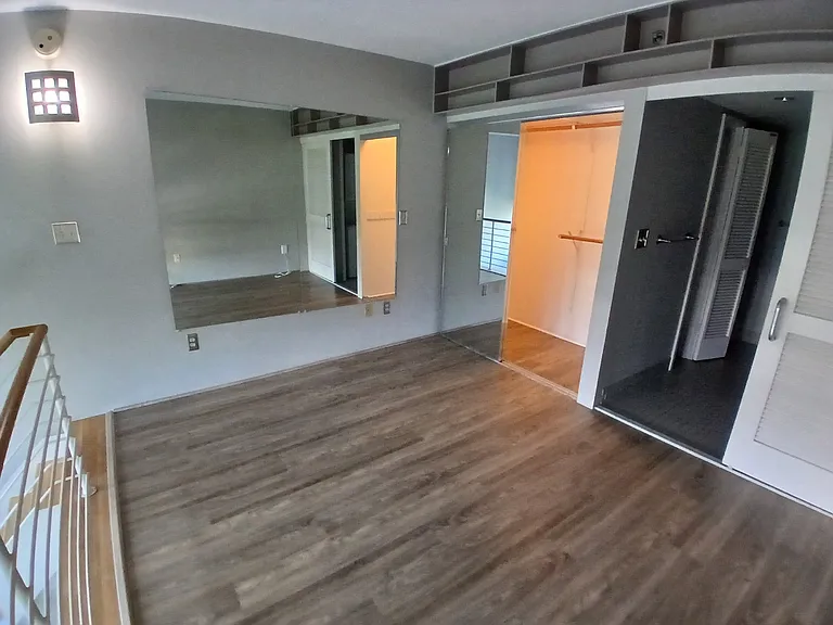 545 Queen St #639 — Photo 13