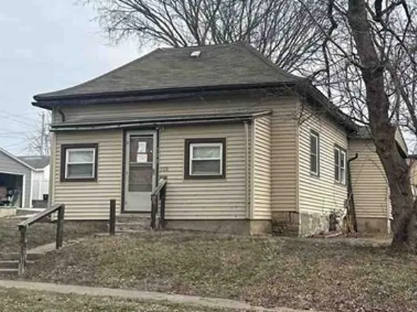 508 S 6th St, Marshalltown, IA 50158