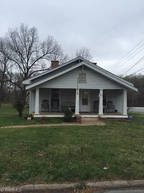 1st image of 804 Elwell Ave