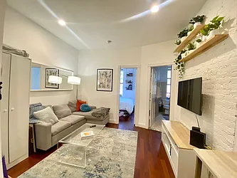 256 East 10th Street, #3J