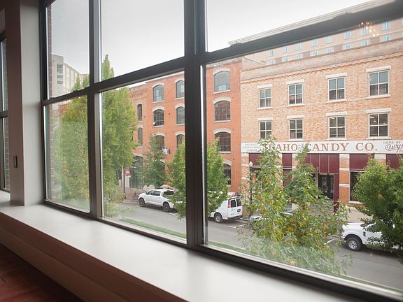 4th image of 419 S 8th St Suite 201