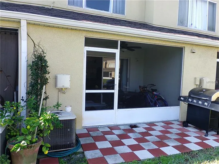 1236 Throckmorton Dr — Photo 14