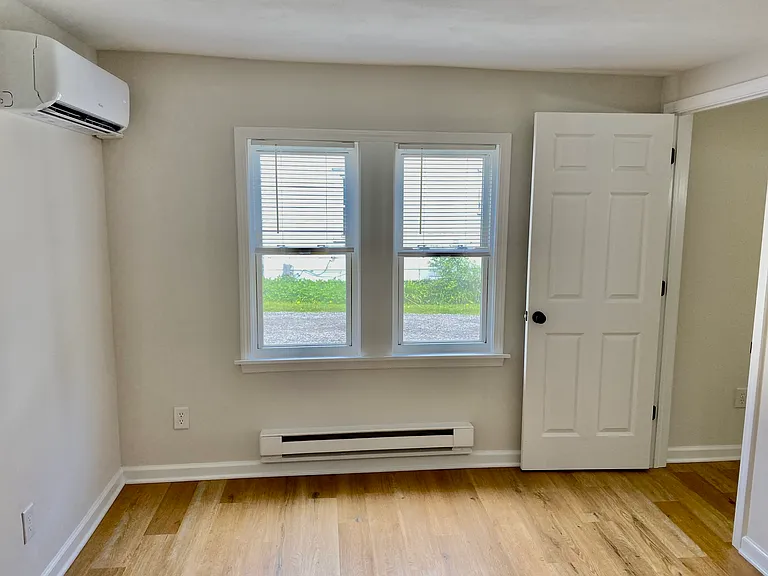 26 Clinton St #1 — Photo 12