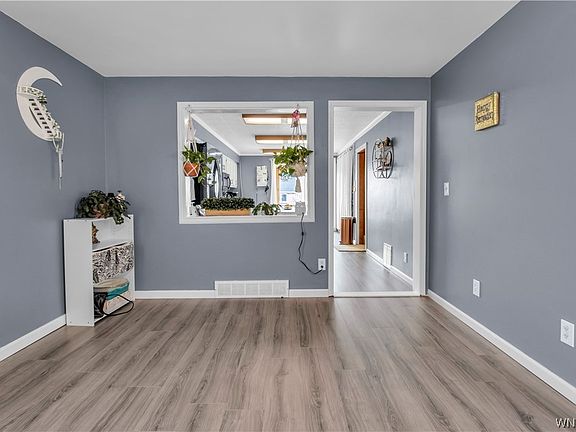 5th image of 147 Northcrest Ave