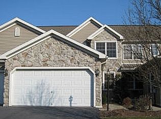 1377 Hammon Ave, Ephrata, PA 17522