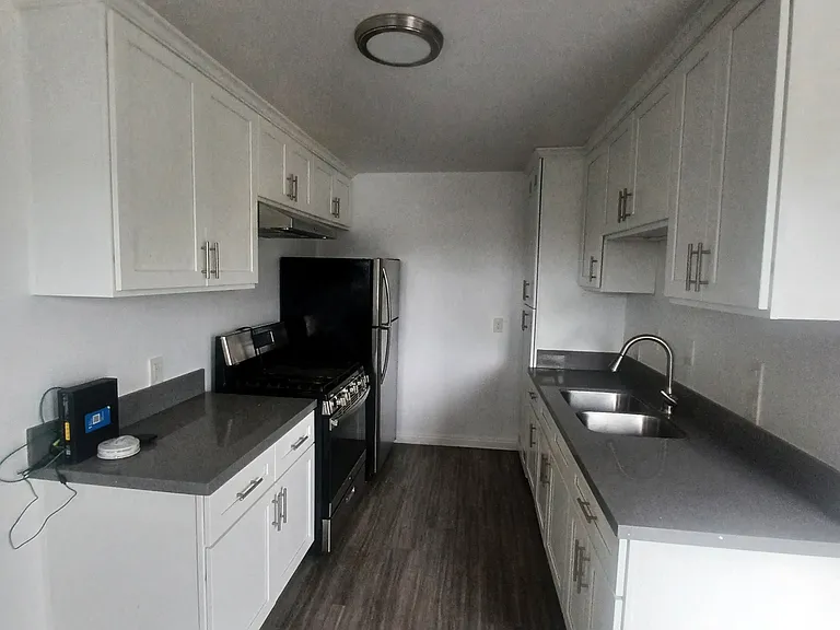 1626 Palo Alto St — Photo 17