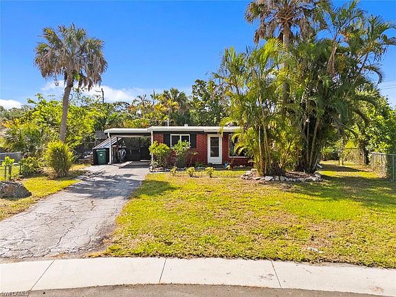 3rd image of 1363 Barbizon LN