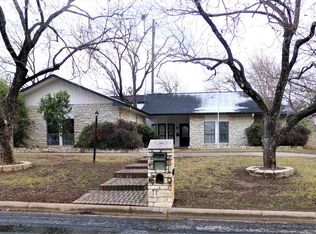 312 Mahan St, Meadowlakes, TX 78654