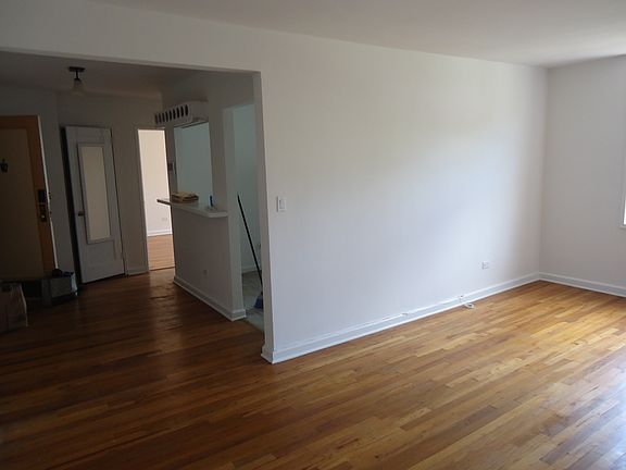 4th image of 82-40 Austin St #2F
