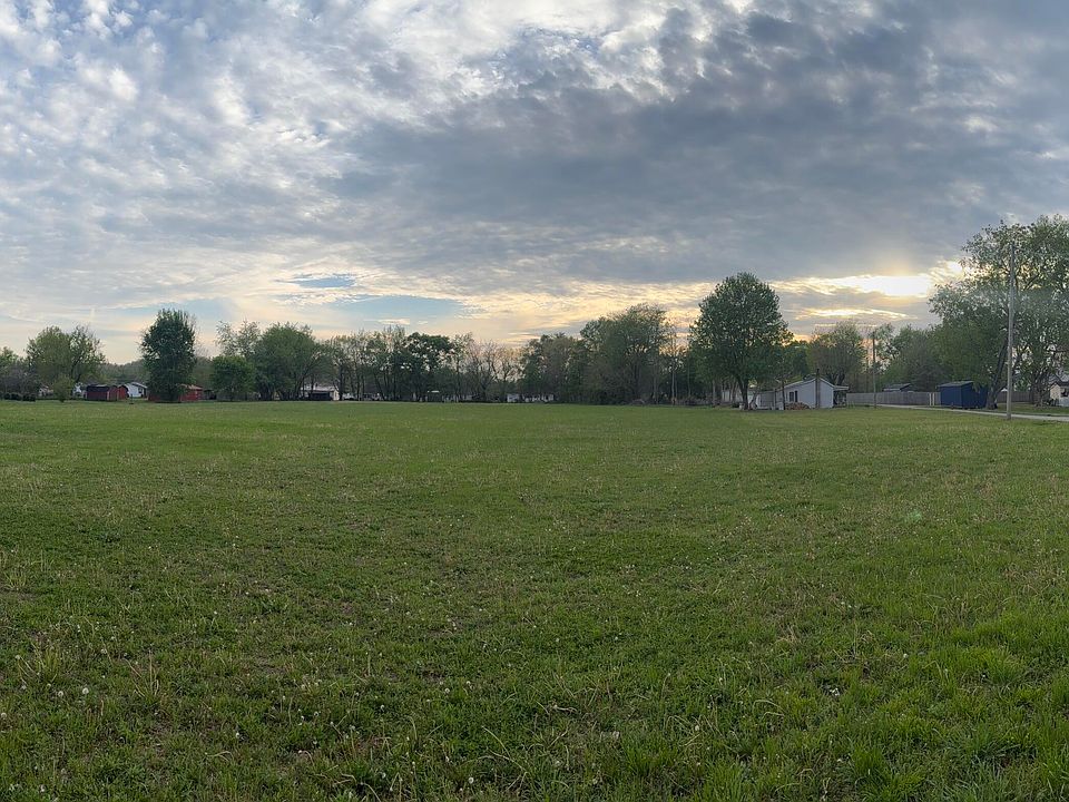 2nd image of 000 Hickory