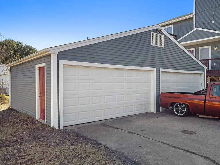 735 W Ocean View Ave #A — Photo 23