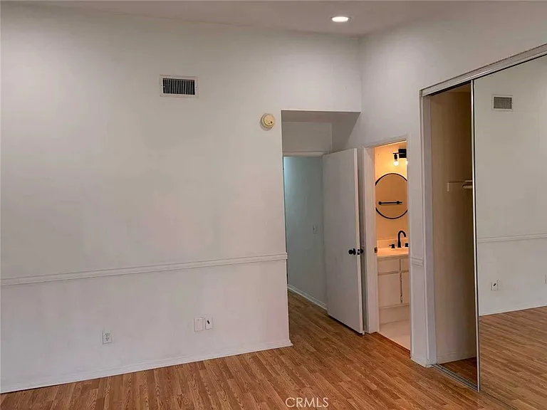 7296 Parkside Pl — Photo 15