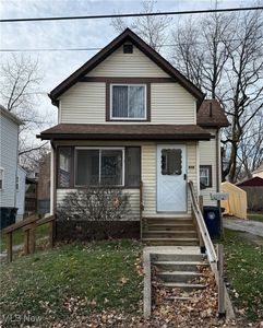 438 Black St, Akron, OH, 44306