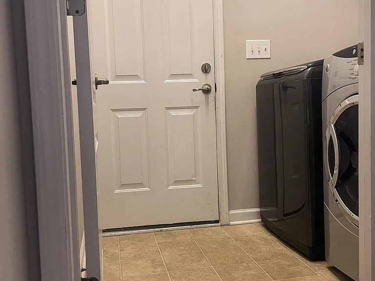 13313 Eastfield Village Ln — Photo 14