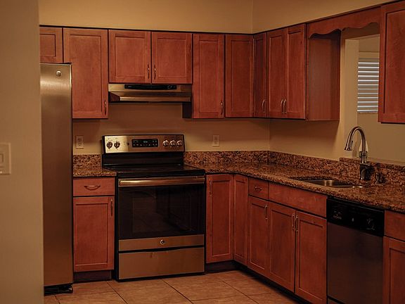 3rd image of 456 Spinnaker Dr