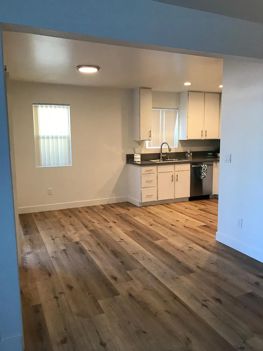Building Photo - 1056 N Escondido Blvd