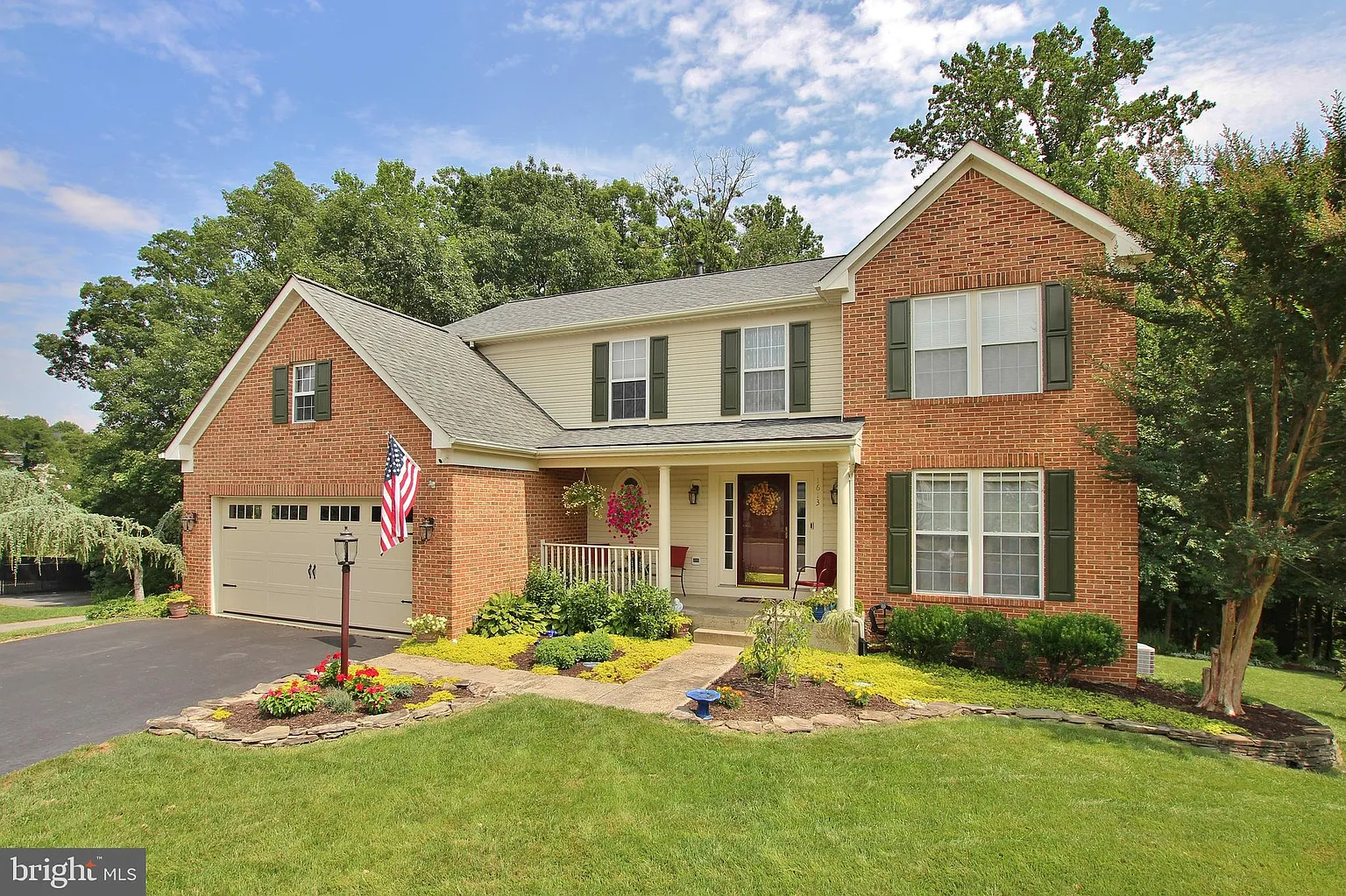 1613 Whistling Swan Way photo 1