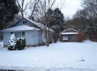 4158 NW Catawba Rd, Port Clinton, OH 43452