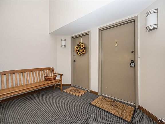 3rd image of 1300 Holgate Dr Unit G6