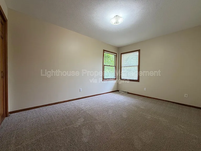 3696 Senna Dr NE — Photo 19