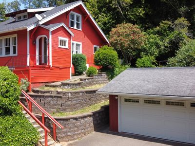 560 N 10th St, Coos Bay, OR, 97420