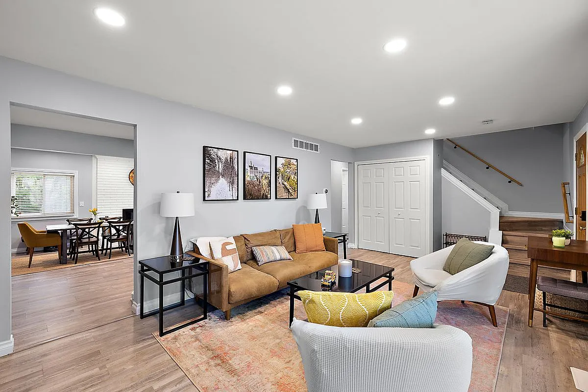 3 bed, 2.5 bath, 1597 sqft, $3,000 — Photo 3