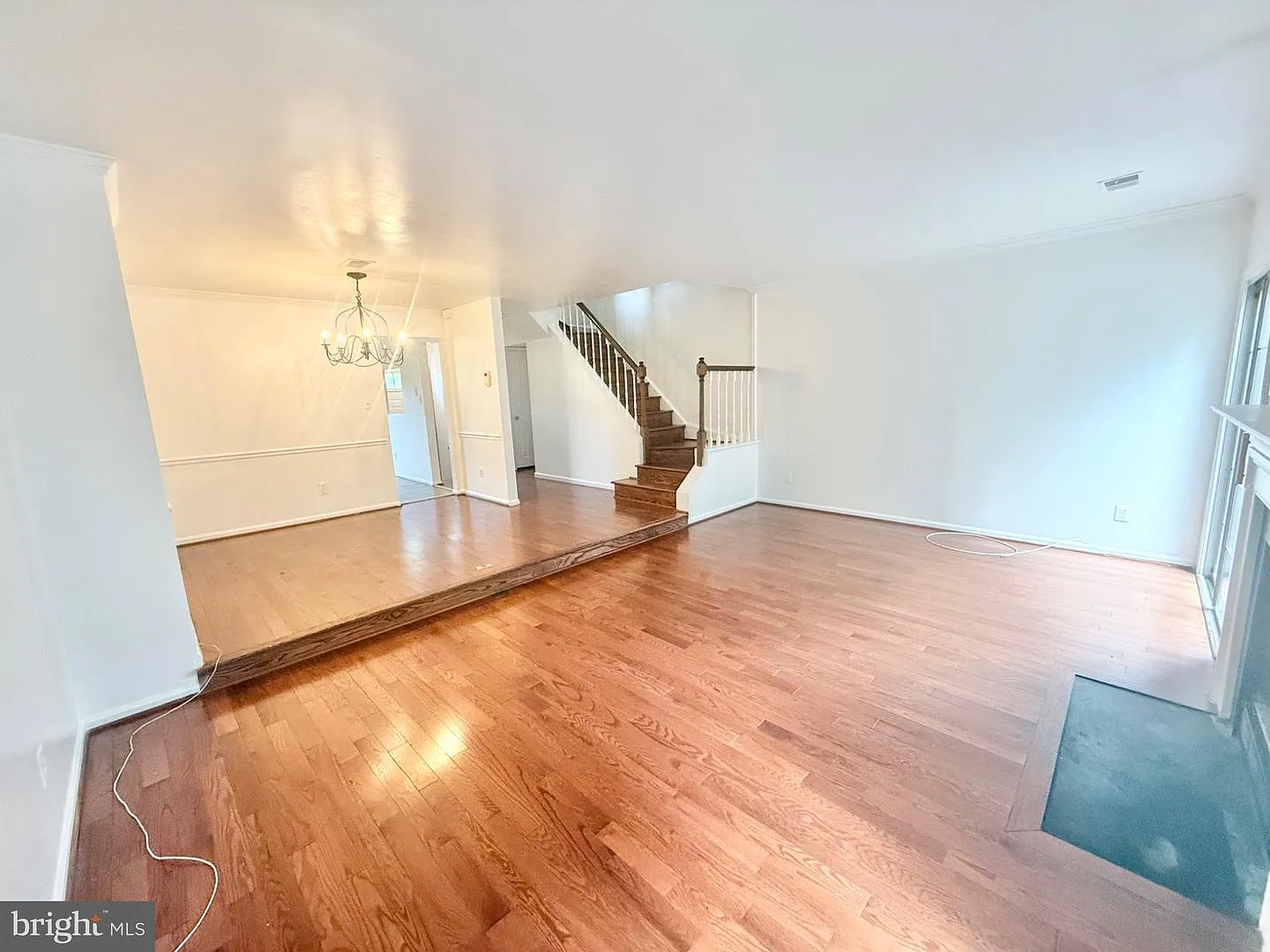 4 bed, 3.5 bath, 1452 sqft, $3,100 — Photo 4