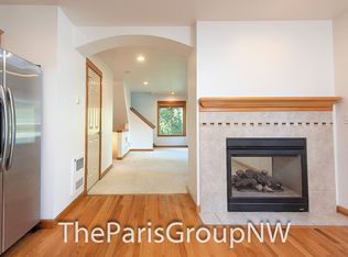 13435 Greenwood Ave N APT D, Seattle, WA 98133