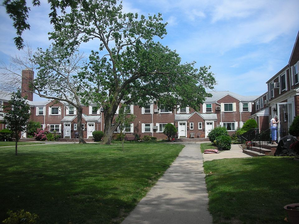 2nd image of 73-13 255th St. # Fl 2nd