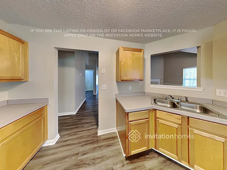 401 Legend Creek Point — Photo 7