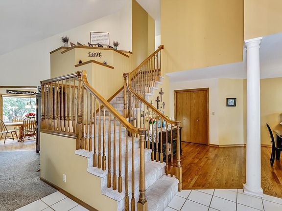 4th image of 2428 N Clubhouse Ct