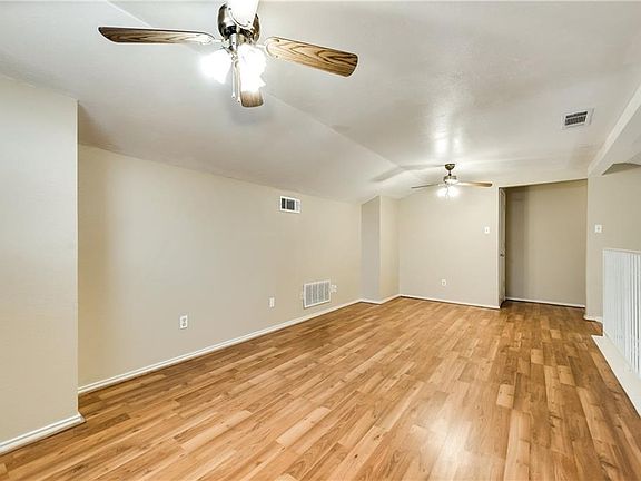 4th image of 5028 Flat Creek Dr