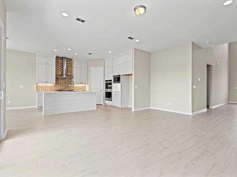 411 Rum Runner Way #411 — Photo 17