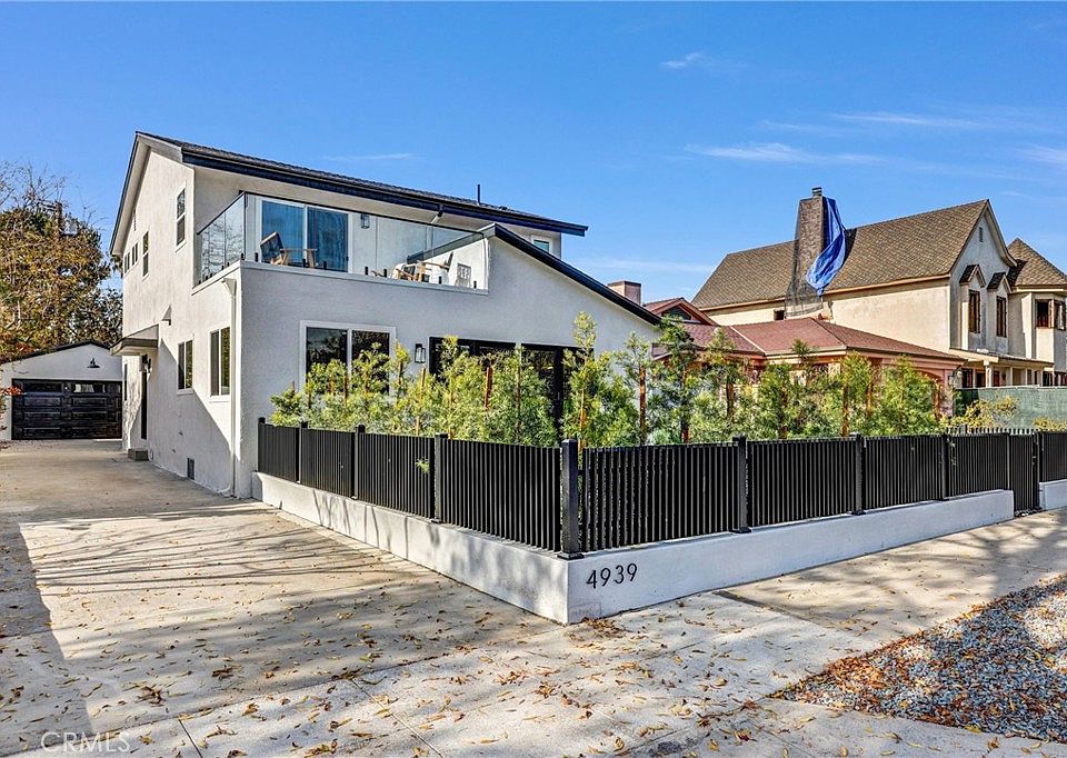 1st image of 4939 Sancola Ave